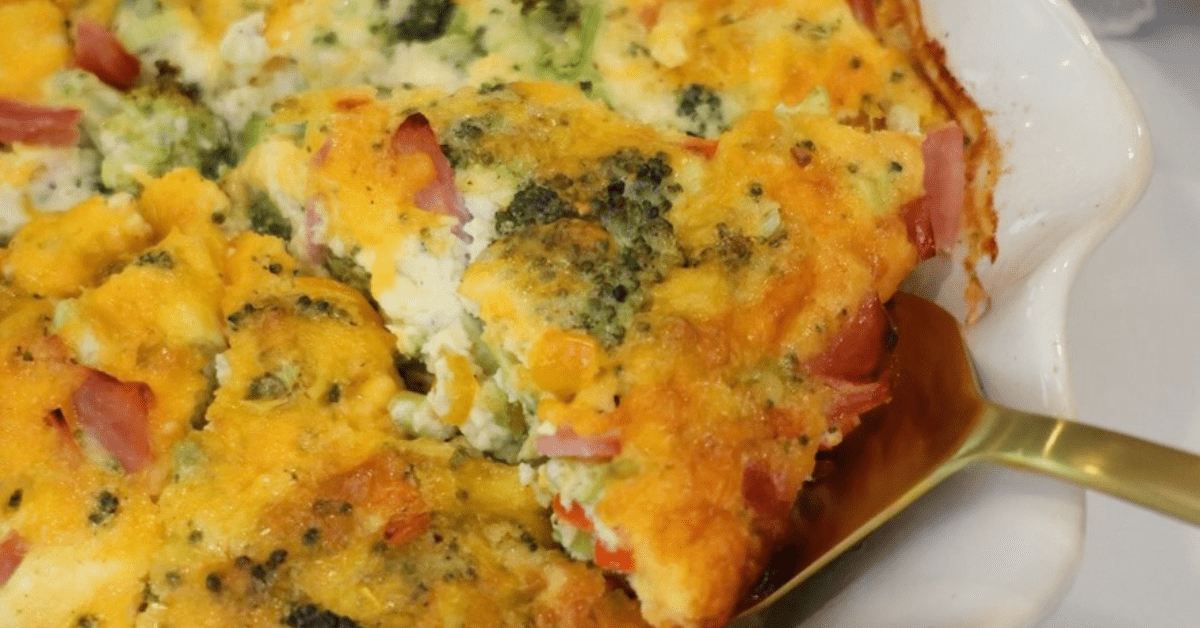 keto ham and cheese quiche with veggies