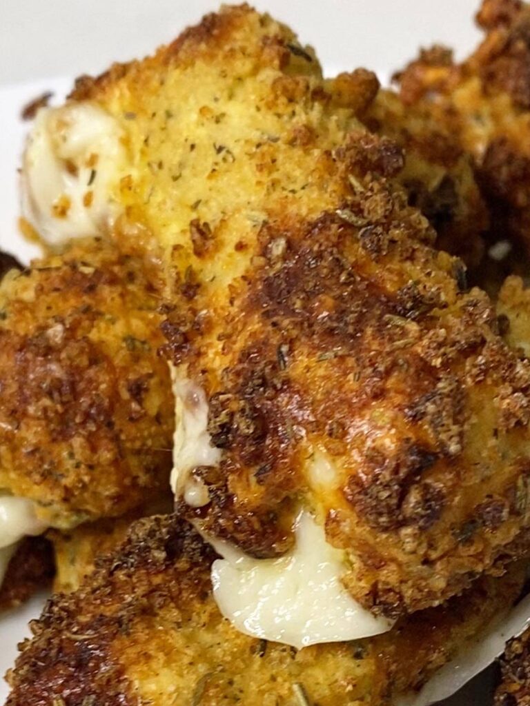 Low Carb Mozzarella Sticks