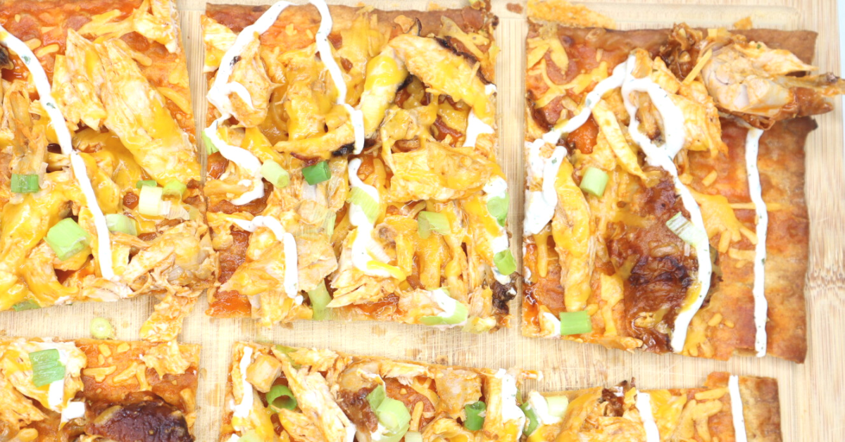 Low Carb Buffalo Chicken Flatbreads