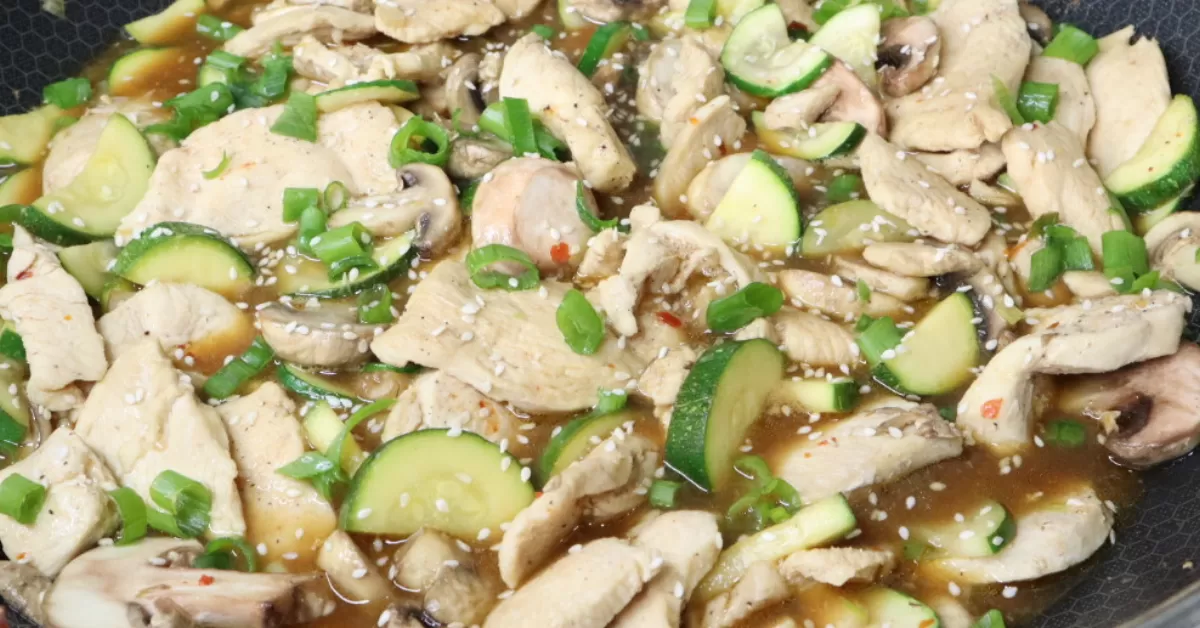 chicken mushroom & zucchini stir fry