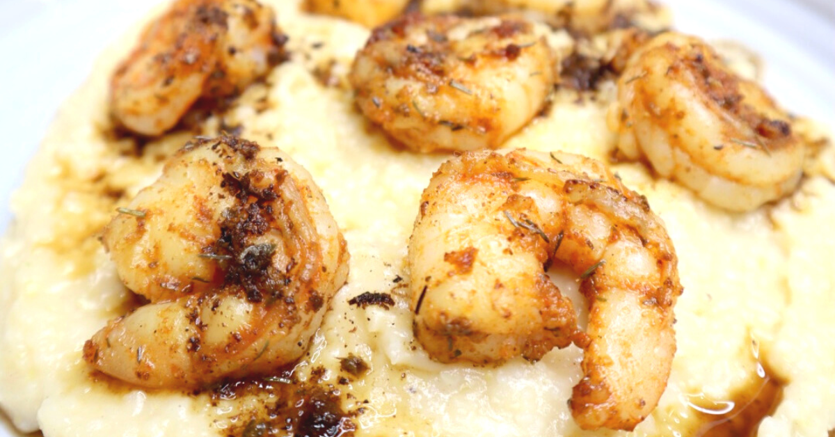 Quick and Easy Blackened Shrimp Recipe (10 minutes) - Grits and