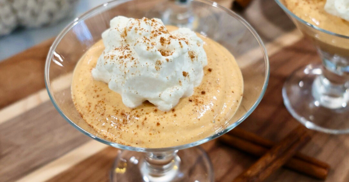 mini pumpkin cheesecake whips