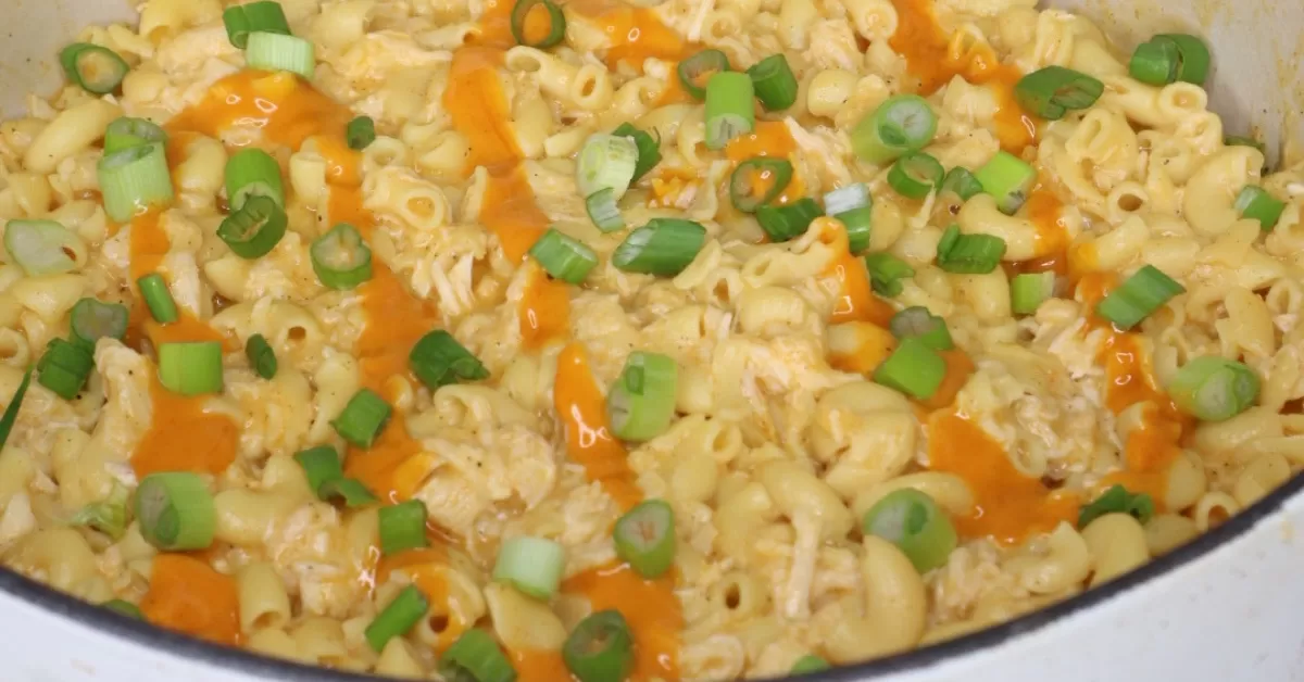 buffalo chicken mac & cheese