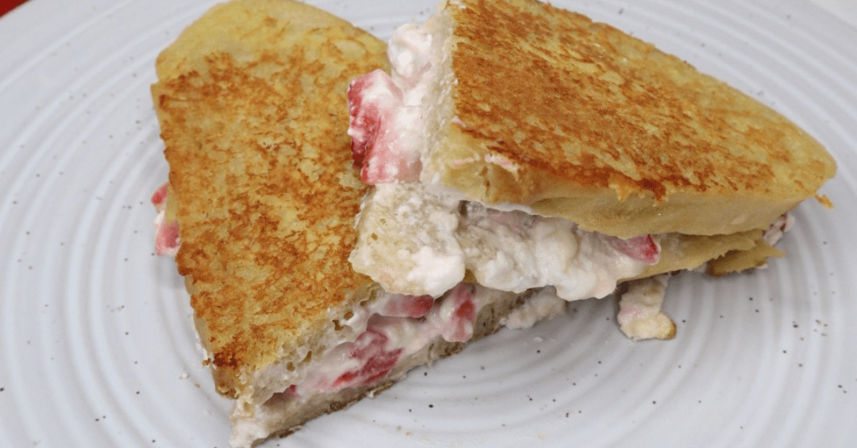 strawberries & cream french toast