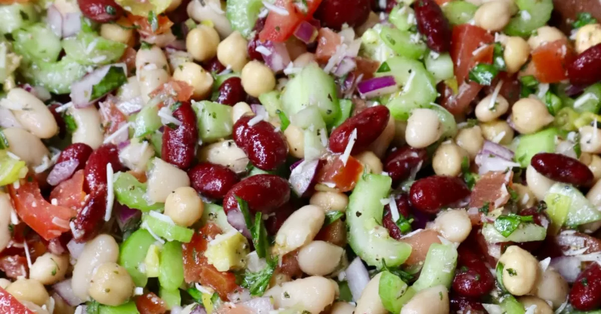 Mediterranean bean salad