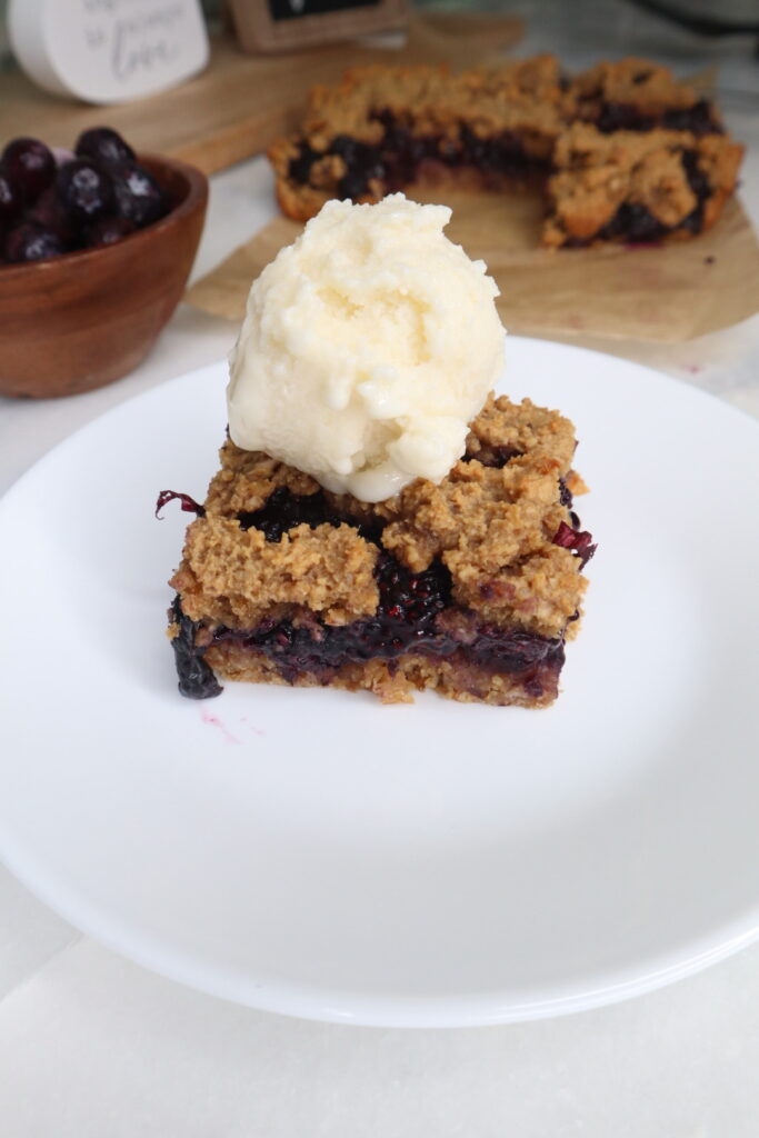 blueberry almond oat bars