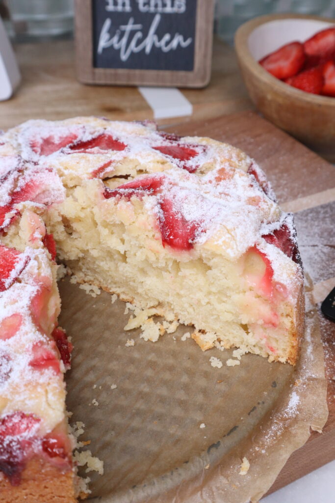 sourdough strawberry cake