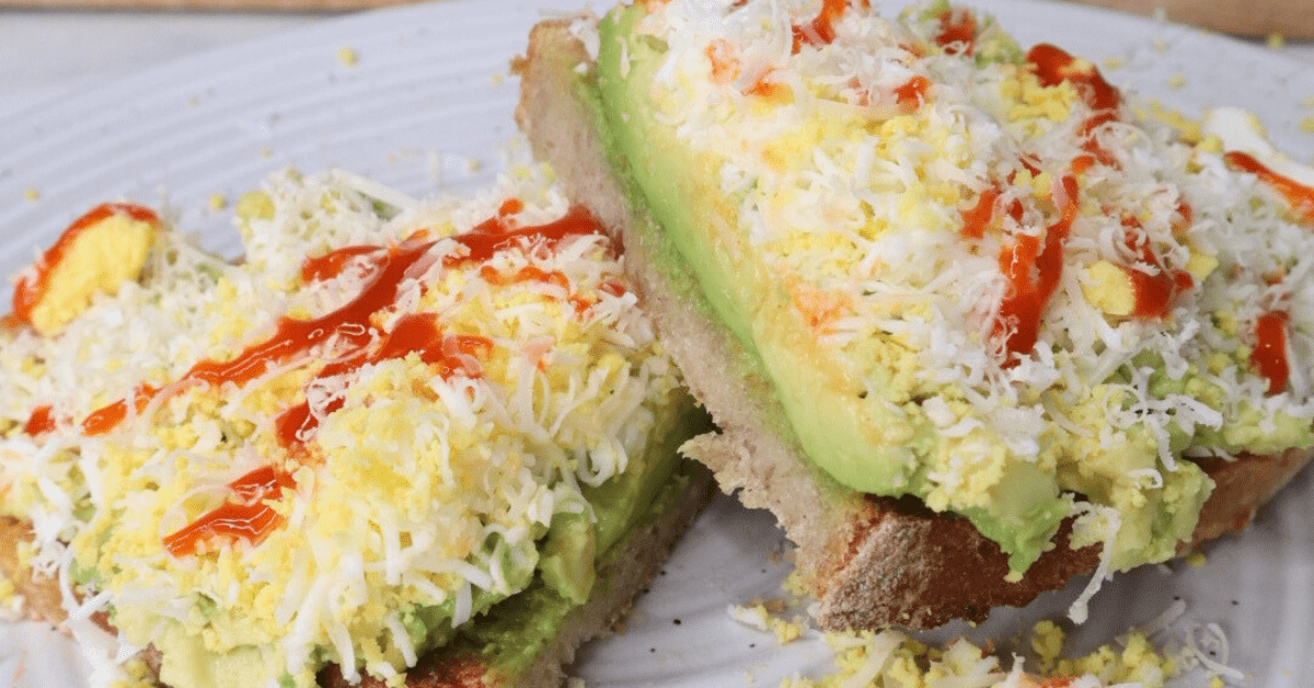 avocado toast with grated egg