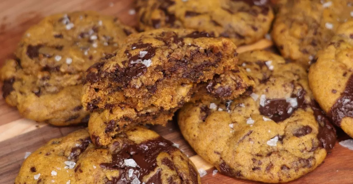 Brown Butter Pumpkin Chocolate Chip Cookies