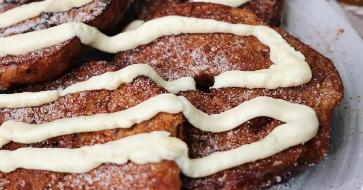 cinnamon roll bagel french toast