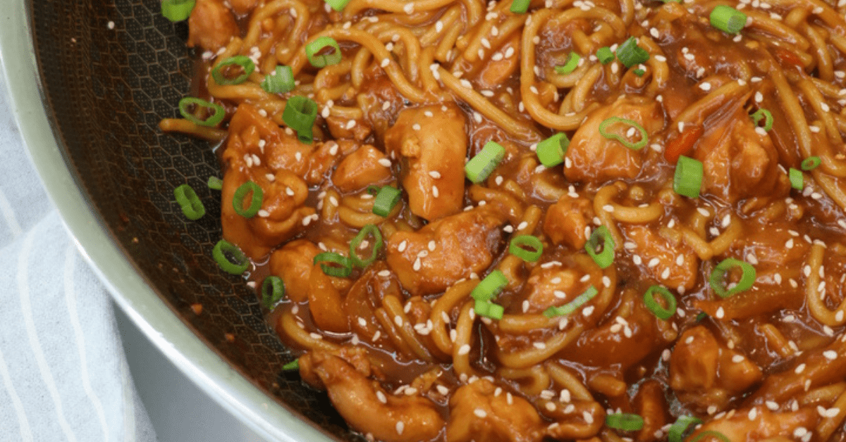 kung pao chicken noodle stir fry