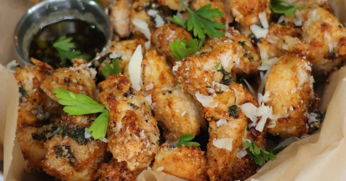 Are you a bone-in or boneless wings kind of person? Honestly, I love both! But sometimes it’s just nice to take a bite without working for it. Today we’re making my garlic parmesan boneless wings. They’re baked instead of fried, gluten-free, and made with better-for-you ingredients. And the best part? They’re tossed in a rich brown butter garlic sauce that’s the perfect finishing touch. Let’s get started!