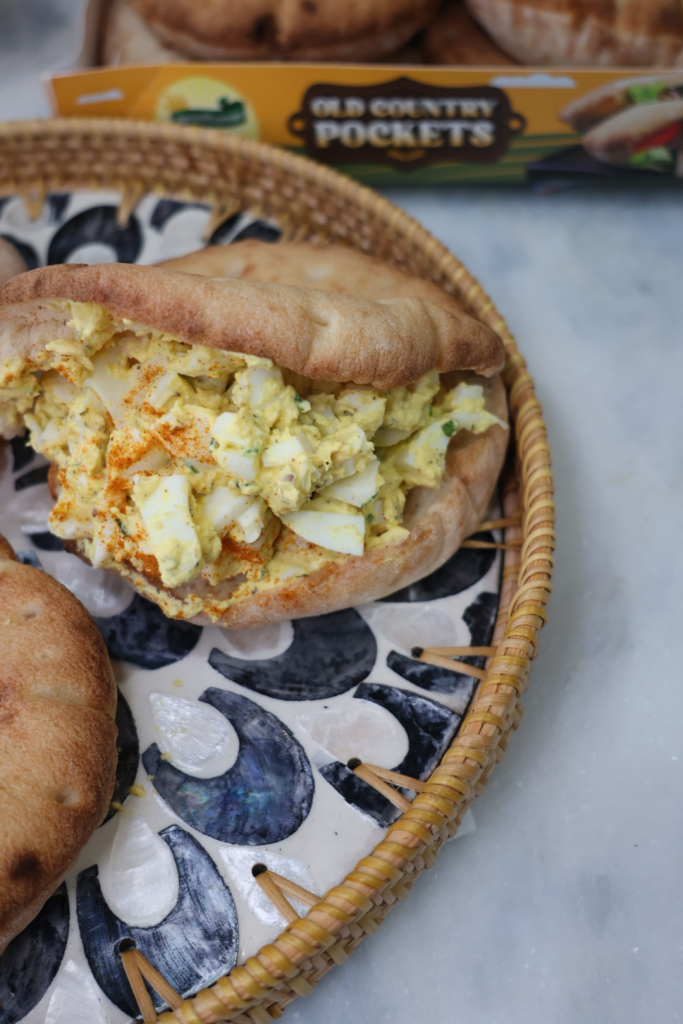 egg salad bread pockets