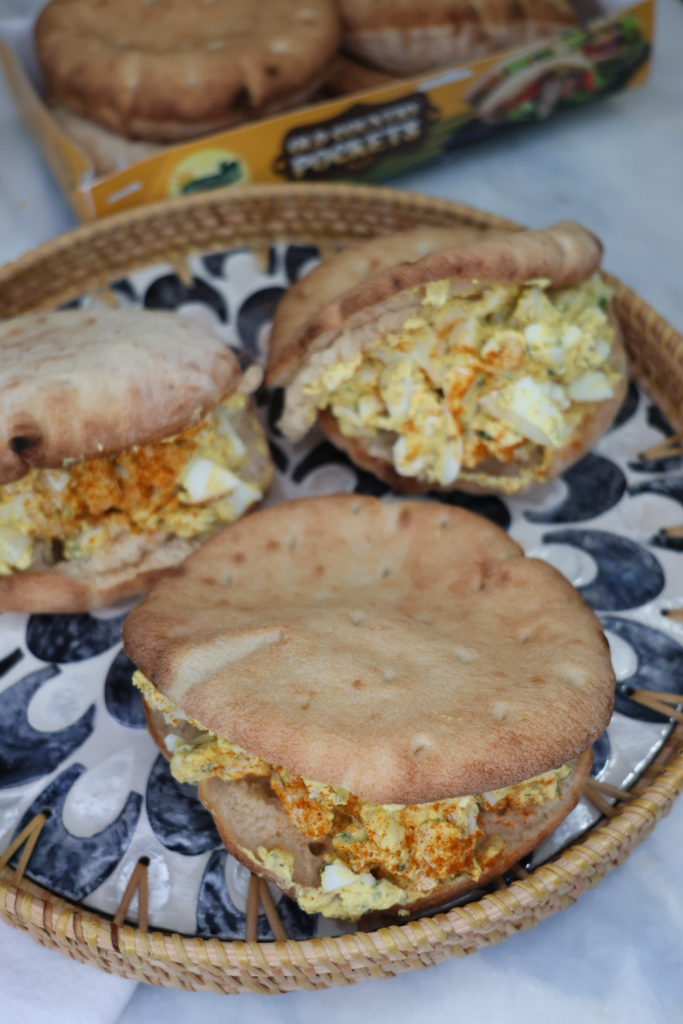 egg salad bread pockets