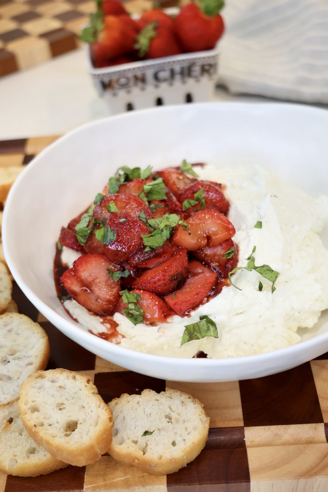 balsamic strawberry balsamic dip