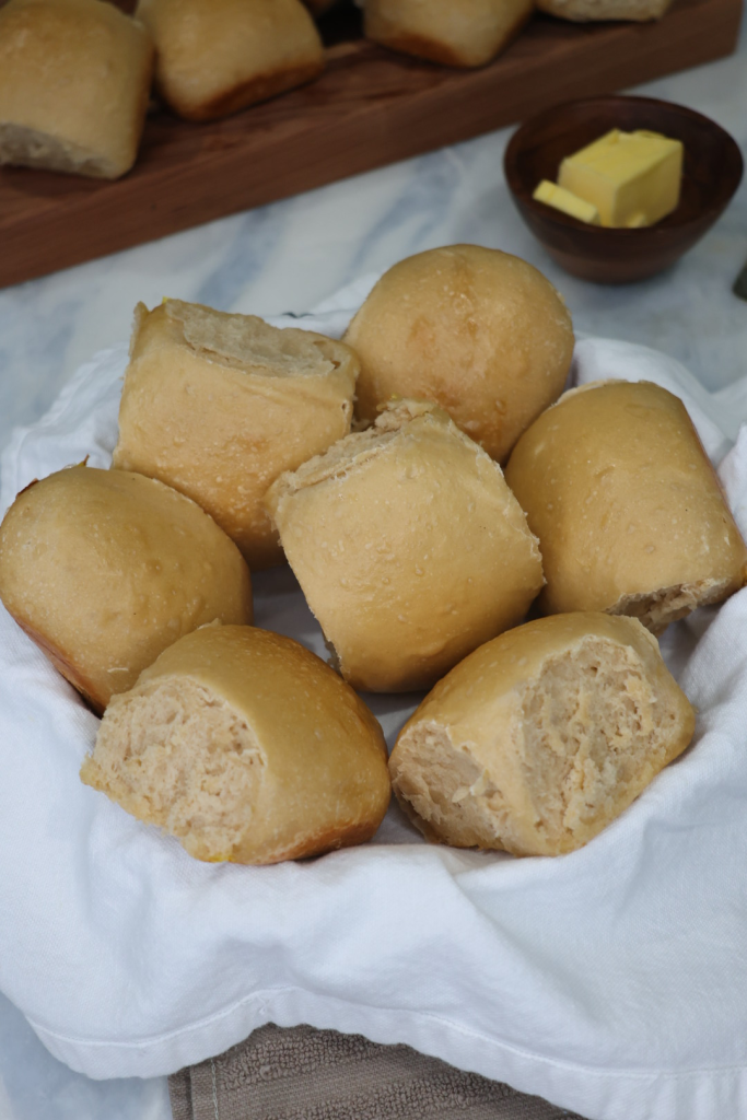 sourdough dinner rolls