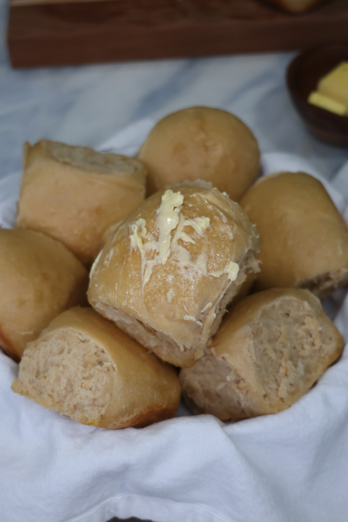 sourdough dinner rolls