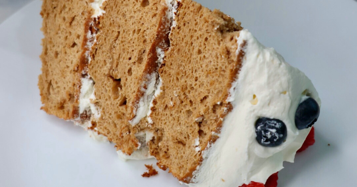 healthy refined sugar free angel food cake smash cake