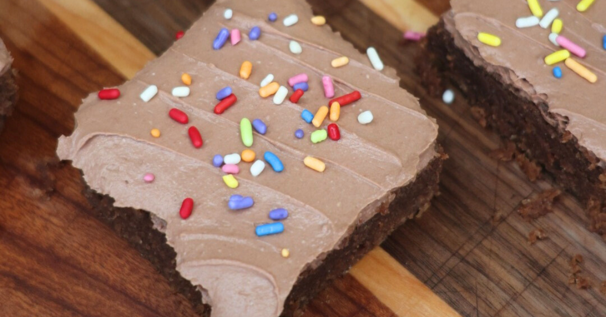 almond flour chocolate sugar cookie bars