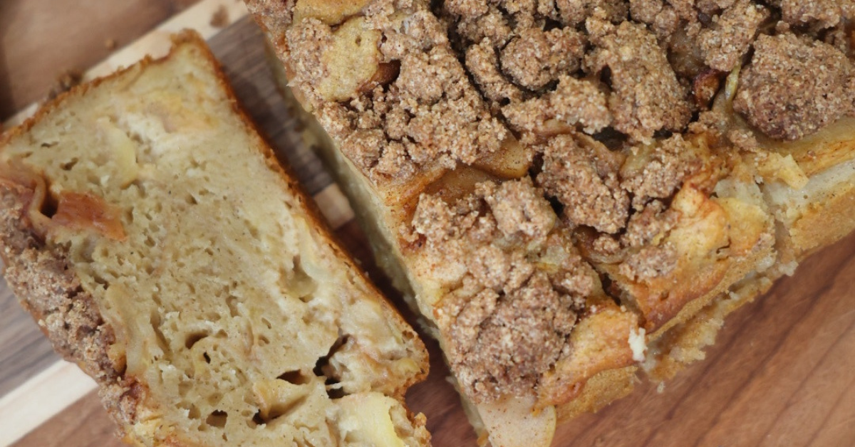 apple fritter greek yogurt cake