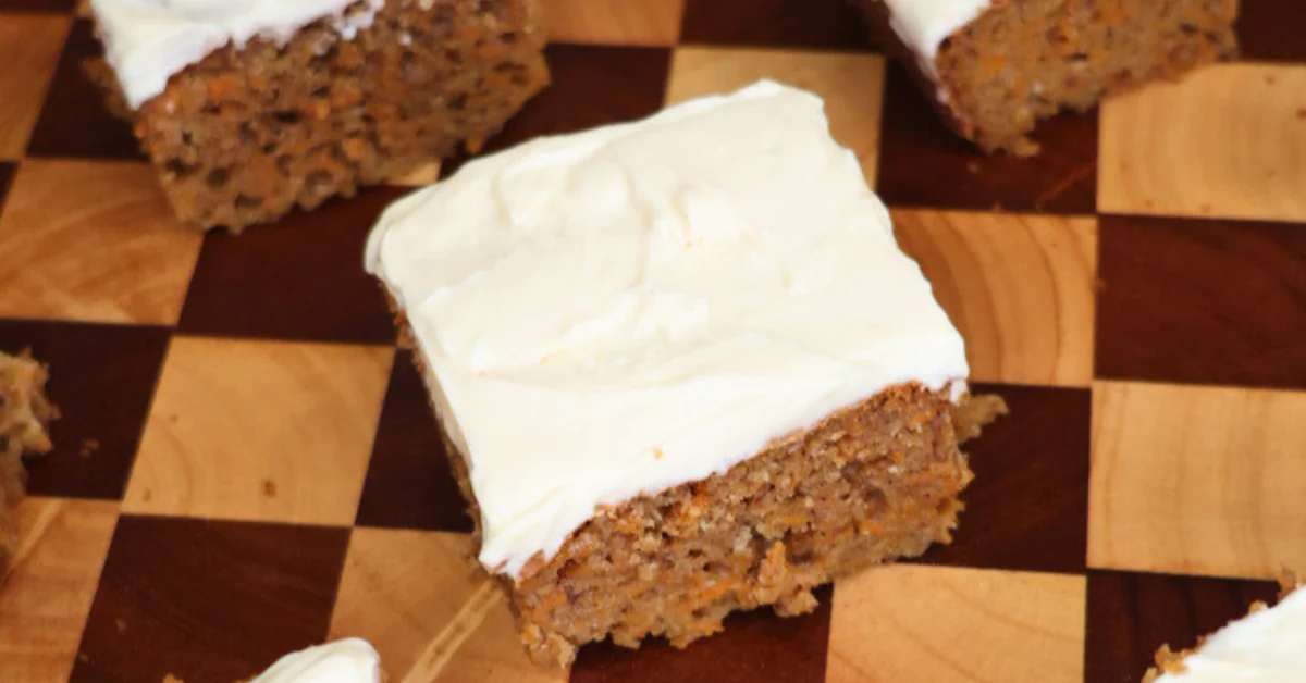 almond flour carrot cake bars